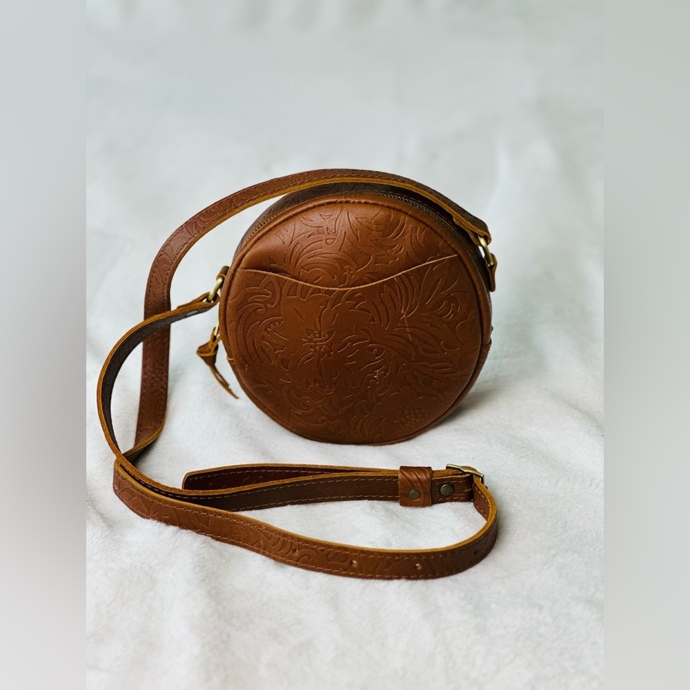 Portland Leather Goods Circle Tooled Leather 7” Round Crossbody Bag - Picture 3 of 7